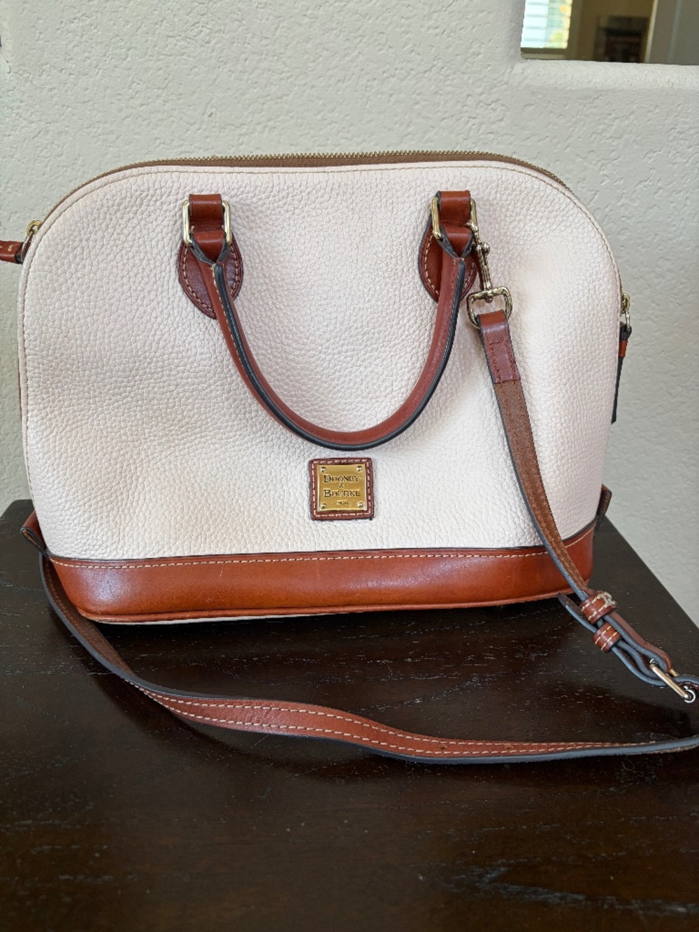 Dooney & Bourke Blush Pebble Leather Dome Satchel Crossbody – Excellent Conditio